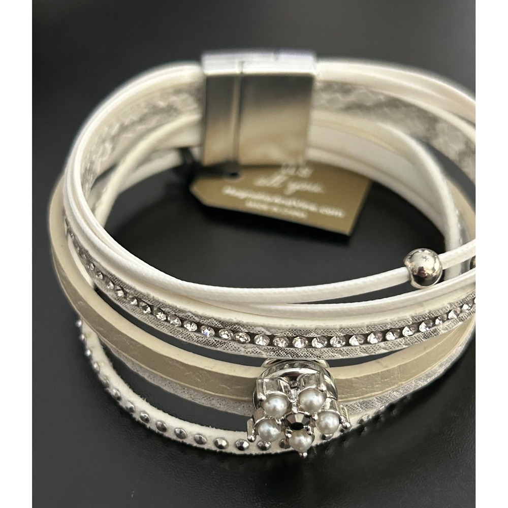 Wrap Bracelet White NWT Rhinestone Pearl Mini Snap Magnetic Magnolia and Vine